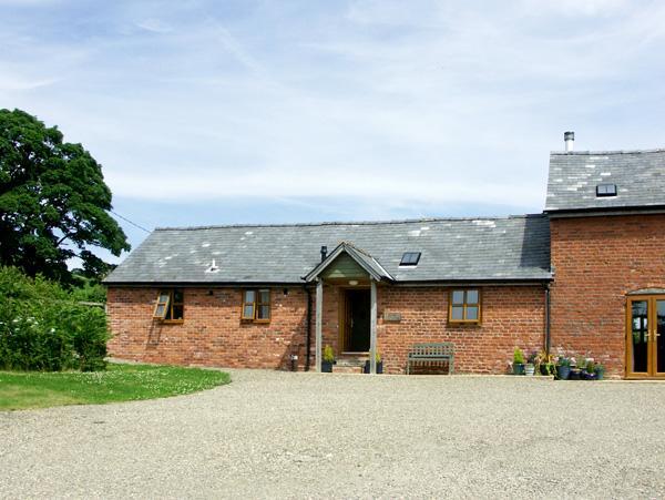 The Byre Bishop's Castle Exterior foto